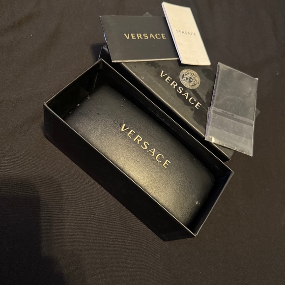 Designer Sunglasses - Picture 1 of 4